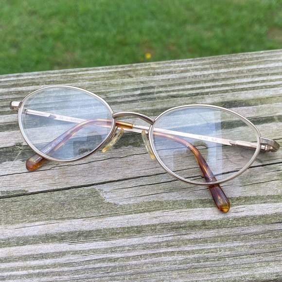Liz Claiborne Accessories - Liz Claiborne Frames Vintage made in Italy metal frames gold tone 53[]17 125